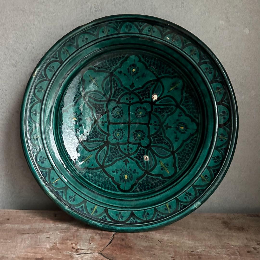 ブルガリア陶器　トロヤン焼　青釉内花柄　壁掛けデザイン　大皿　アンティーク