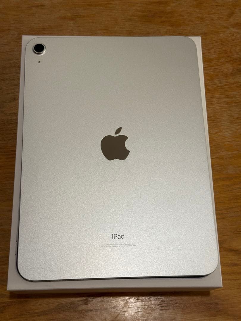 極美品 iPad 第10世代 64GB Wi-Fiモデル シルバー