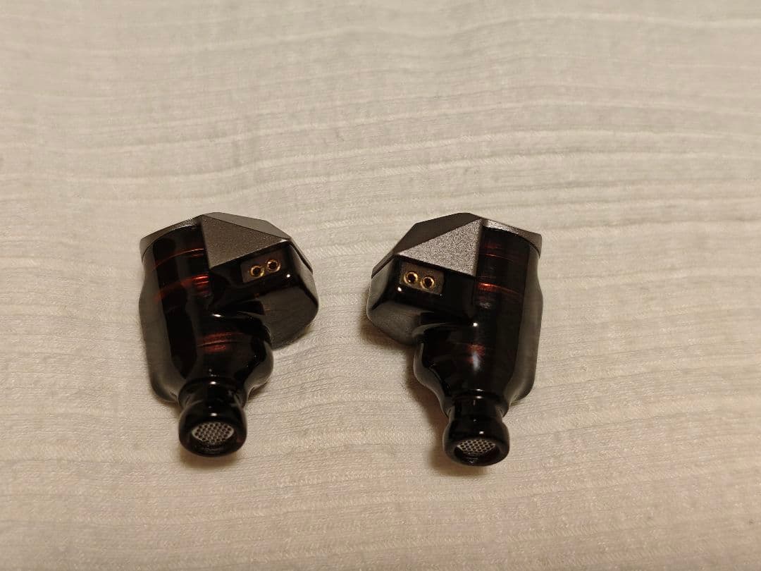 Moondrop Harmon 和鳴 有線イヤホン　水月雨