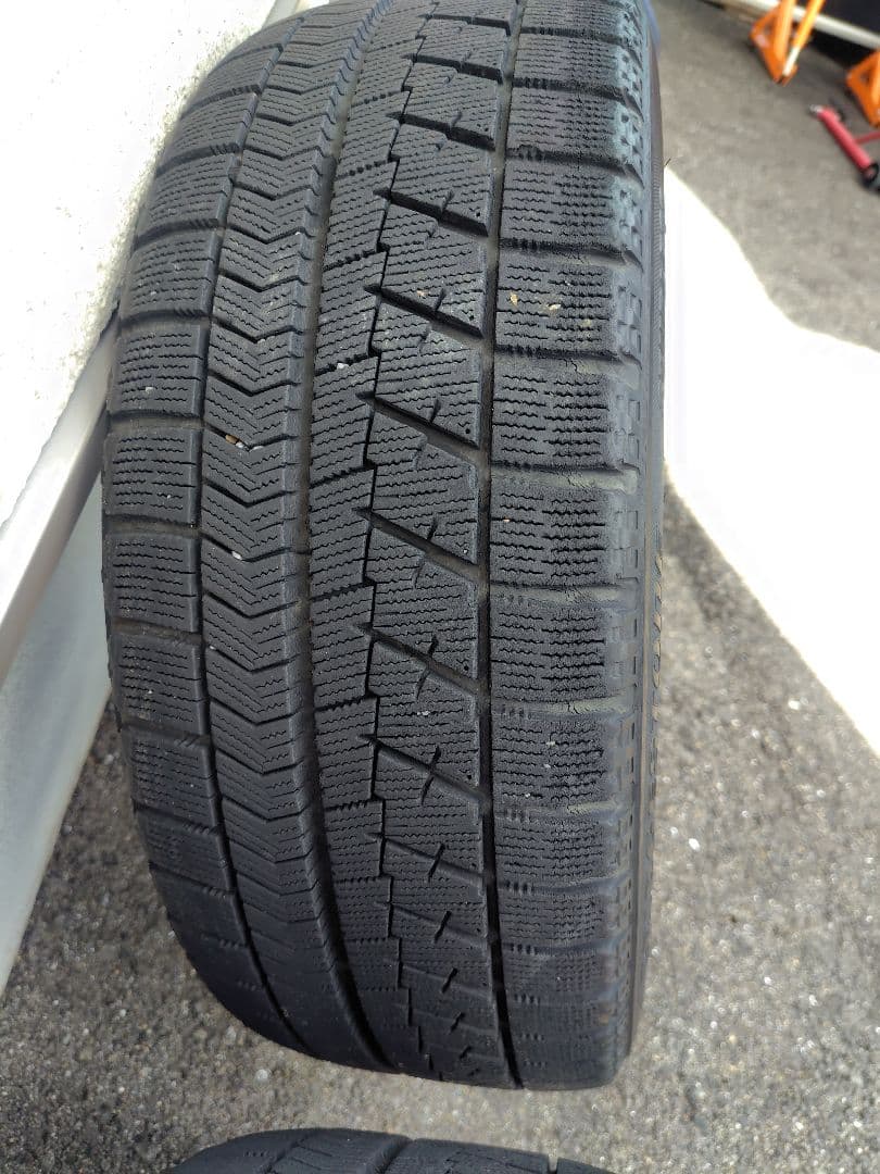 BM　アクセラ　純正　18インチ　ホイール　ブリザックVRX付