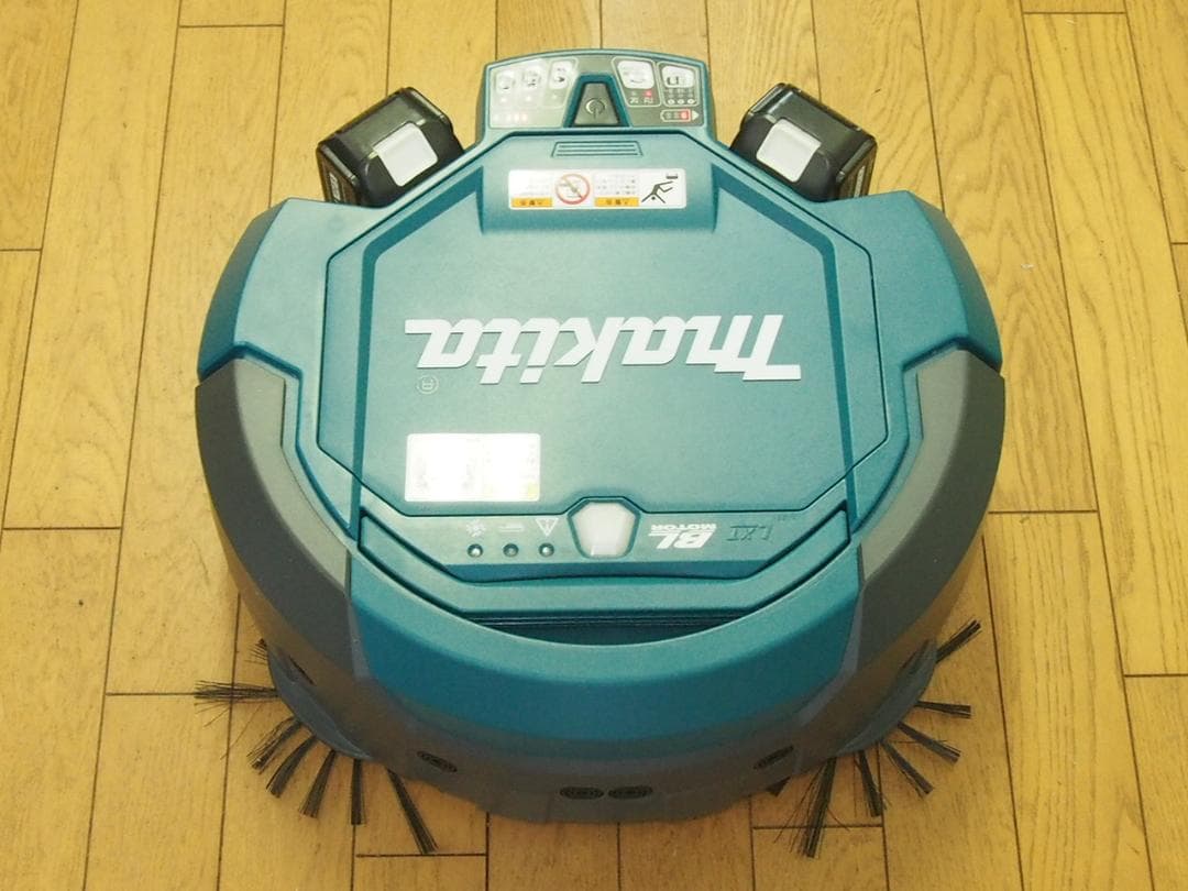 美品！マキタ　ロボット掃除機 RC200D （23年製）