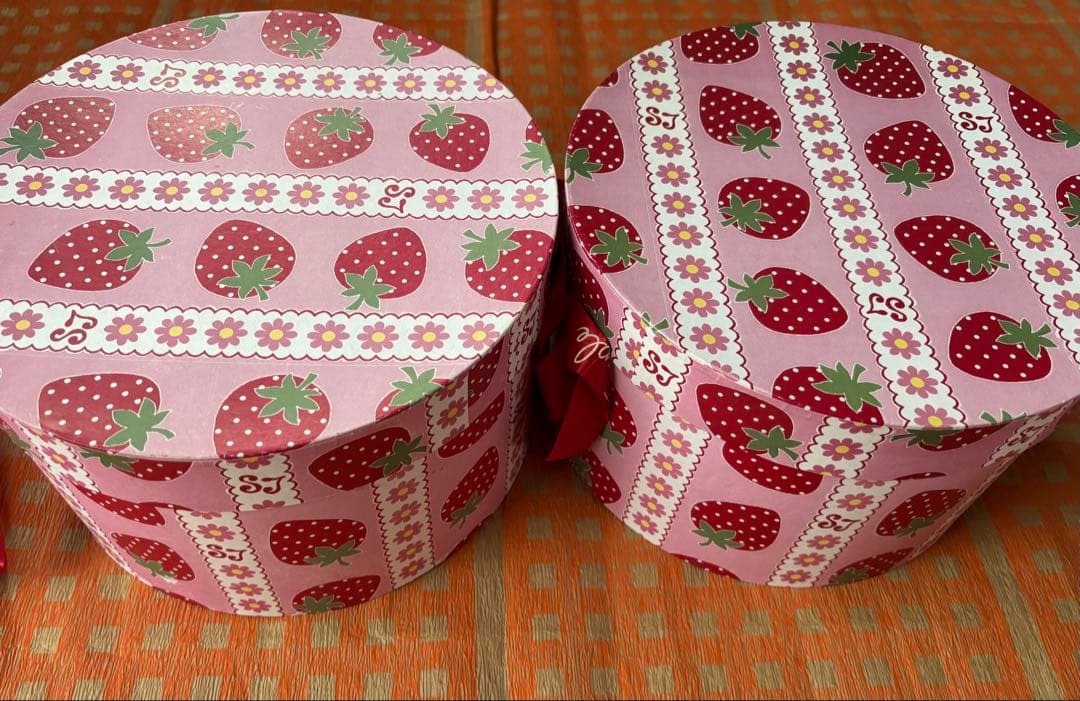 シャーリーテンプル ShirleyTemple 帽子箱 小物入れ　いちご　2個