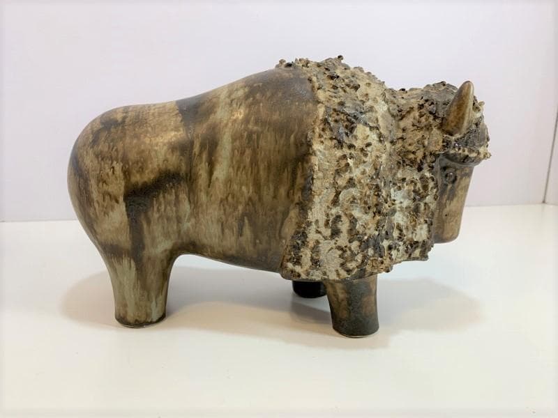 ミッドセンチュリー スウェーデン バイソンの置物 EGO Stengods