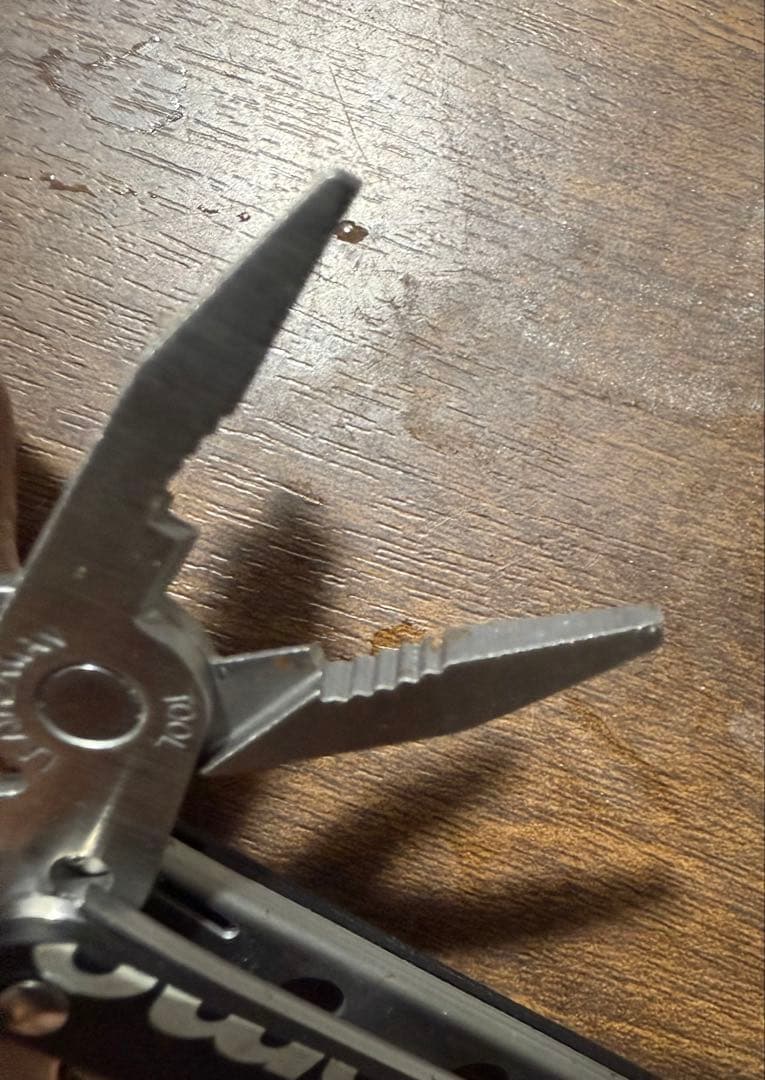 小物 Supreme/Leatherman Squirt PS4 Multitool