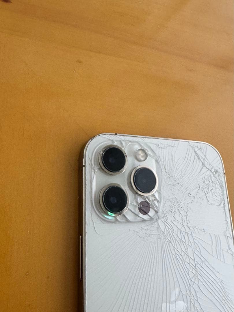 iPhone 12 Pro シルバー 本体　256G