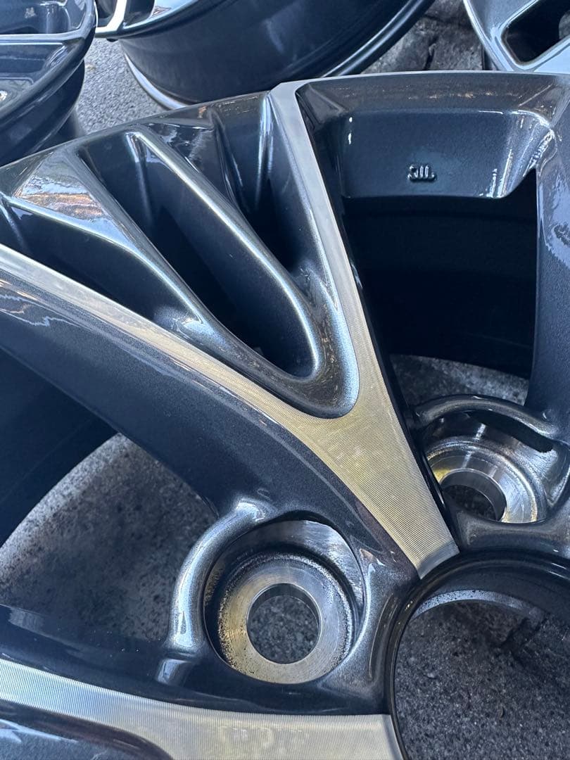 ② 良品 トヨタ 60系 プリウス Zグレード 純正 19インチ 4本