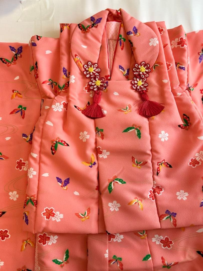 七五三 3才祝着セット新品未使用品ピンク系きもの&被布セット　草履巾着付き