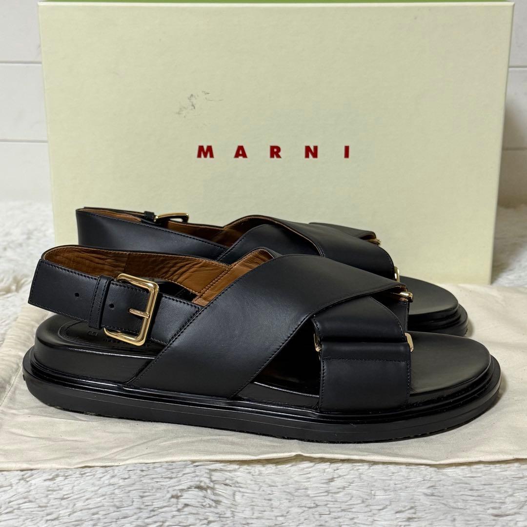 ⭐️新品未使用⭐️　MARNI　クロスフラット　ナッパーレザー　フスベットサンダル