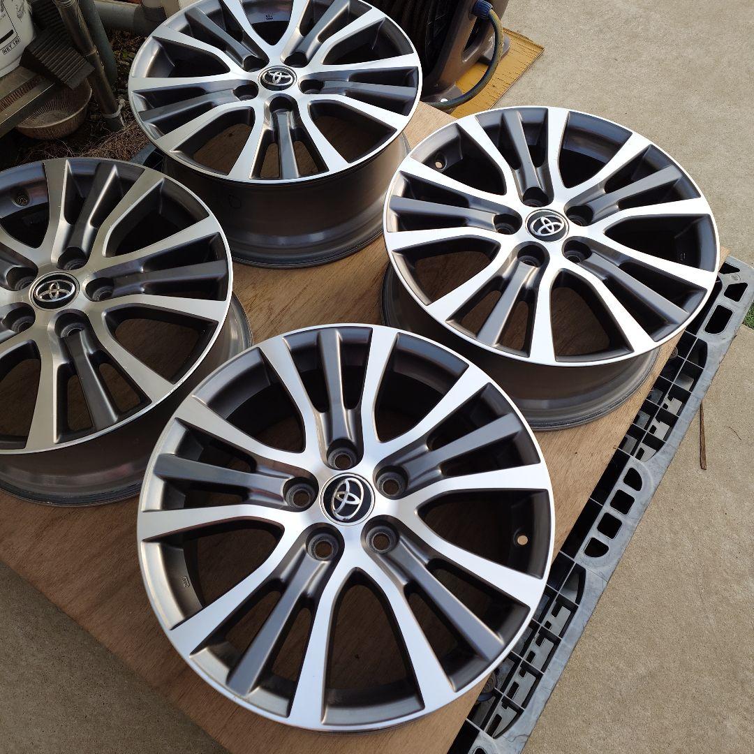 希少！トヨタ 純正ホイール17インチ　4本 ②