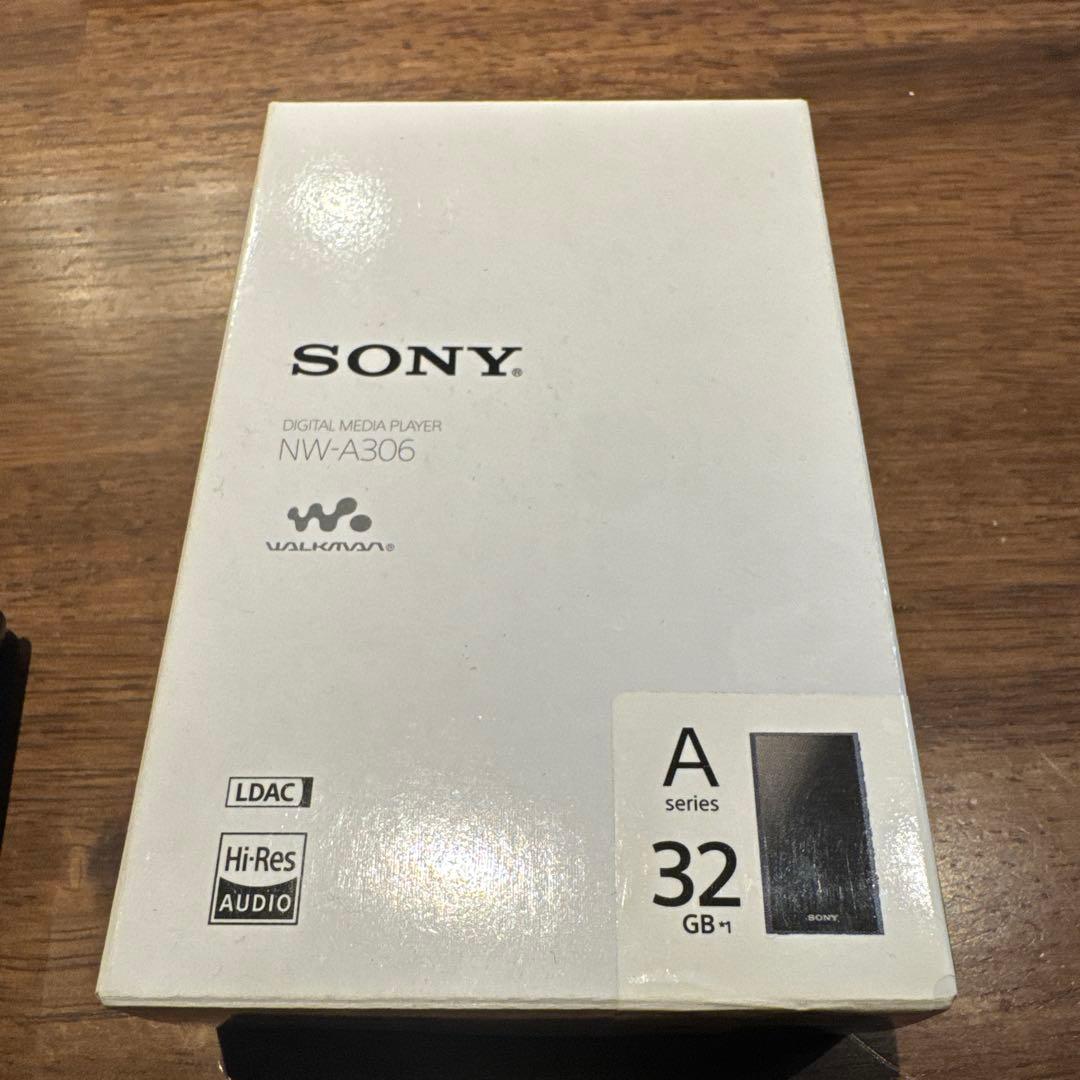 SONY NW-A306 デジタルオーディオプレーヤー 32GB（純正カバー付）
