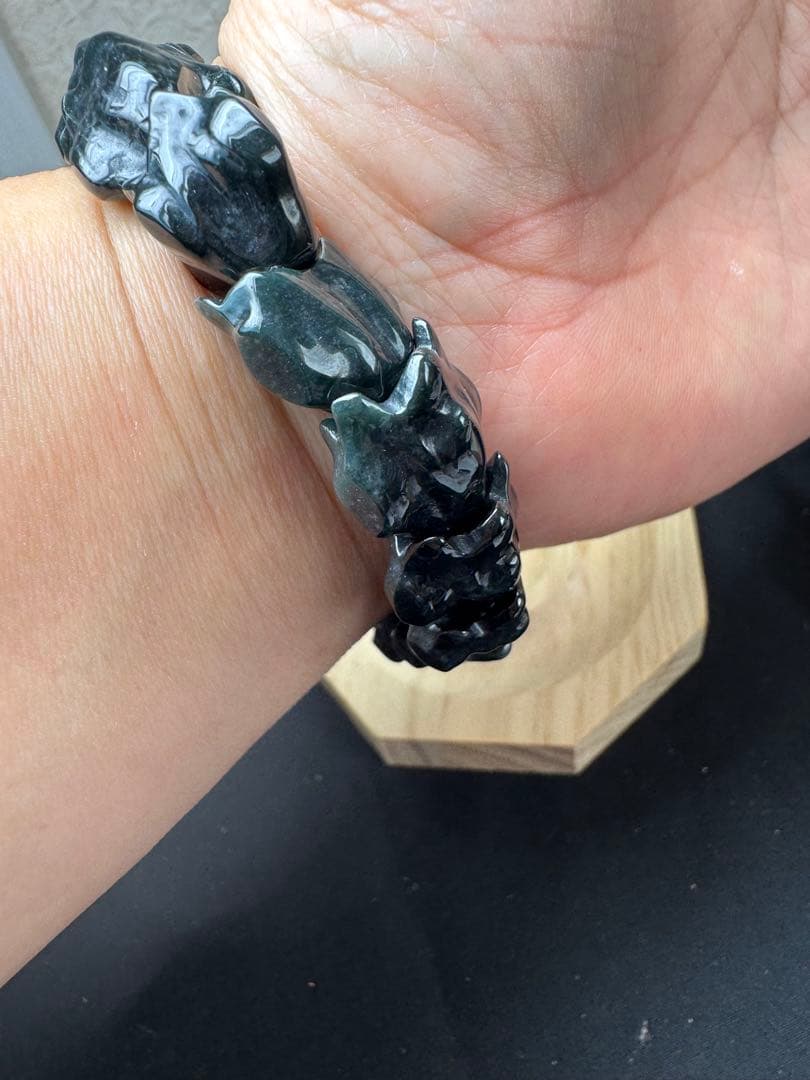 水晶&濃緑黒翡翠龍神ブレスレット