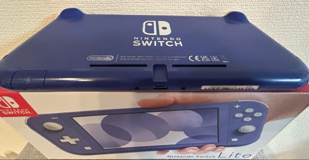 あつまれ どうぶつの森➕任天堂スイッチライト(ブルー)☆本体のみ☆