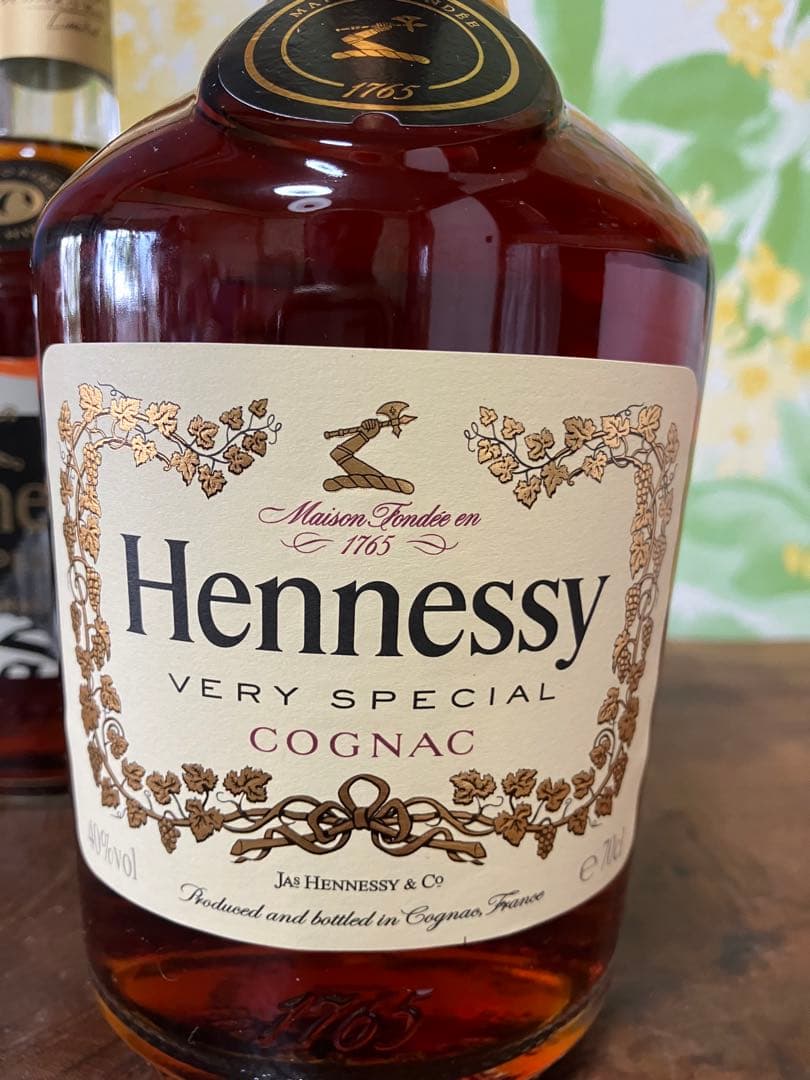 Hennessy Very Special 50周年記念との二本セット