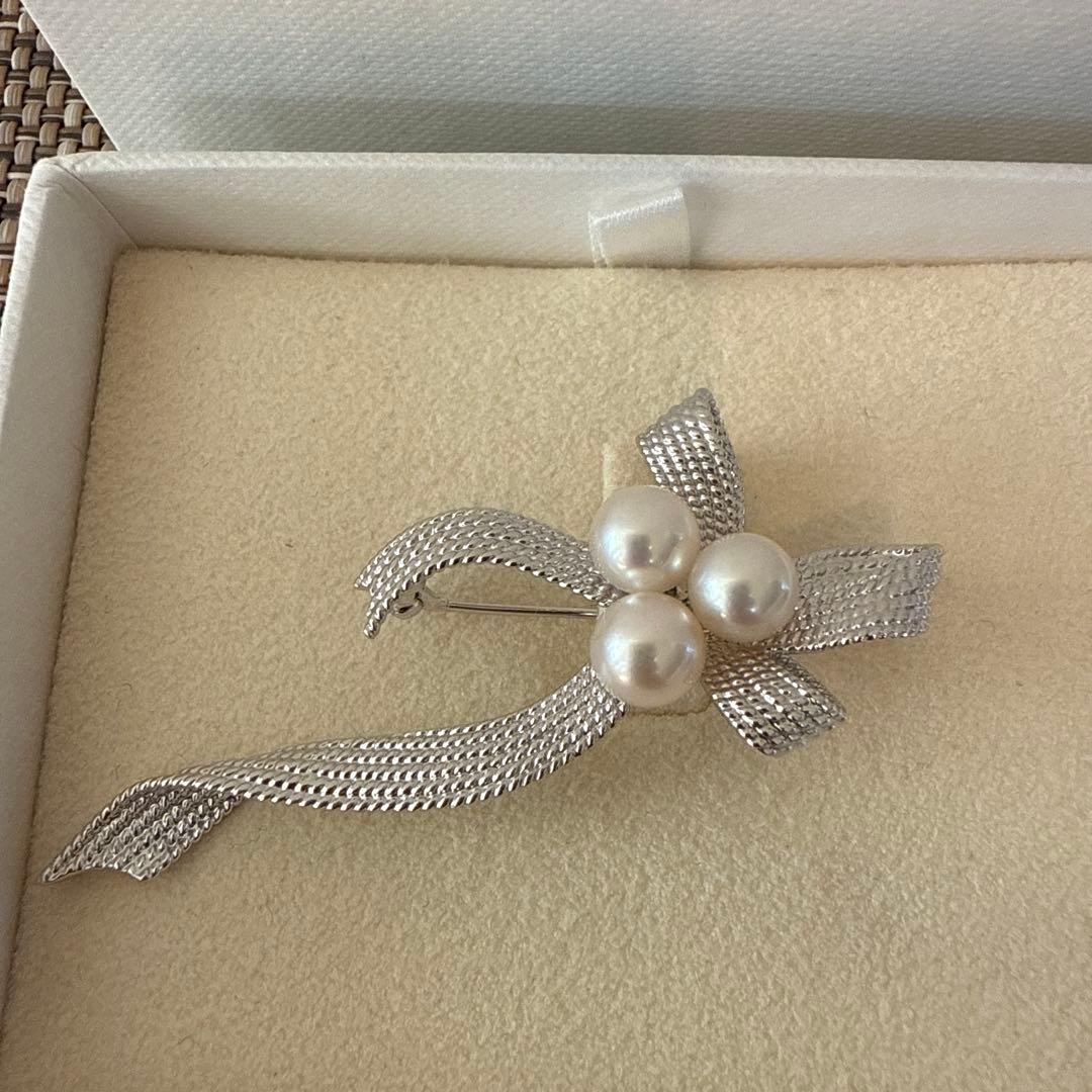 TASAKI リボンモチーフ ブローチ