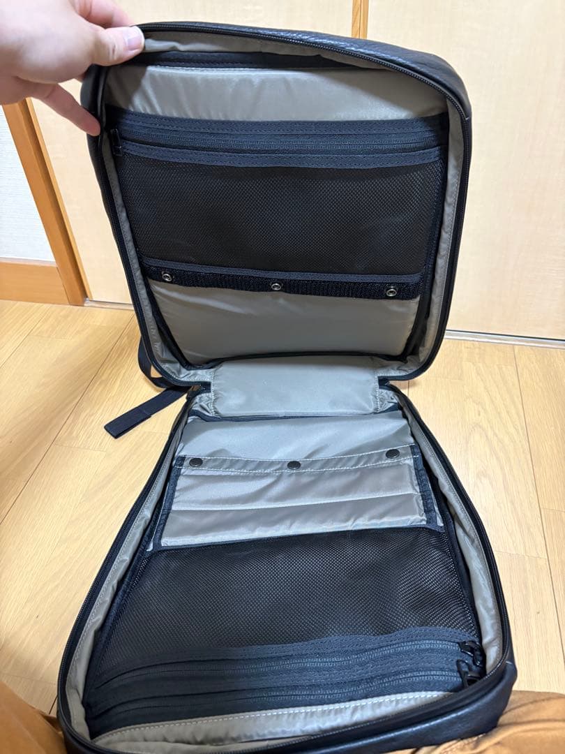 カワニシカバン　seowU[セオウー]｜撥水レザー色はブラック使用1週間