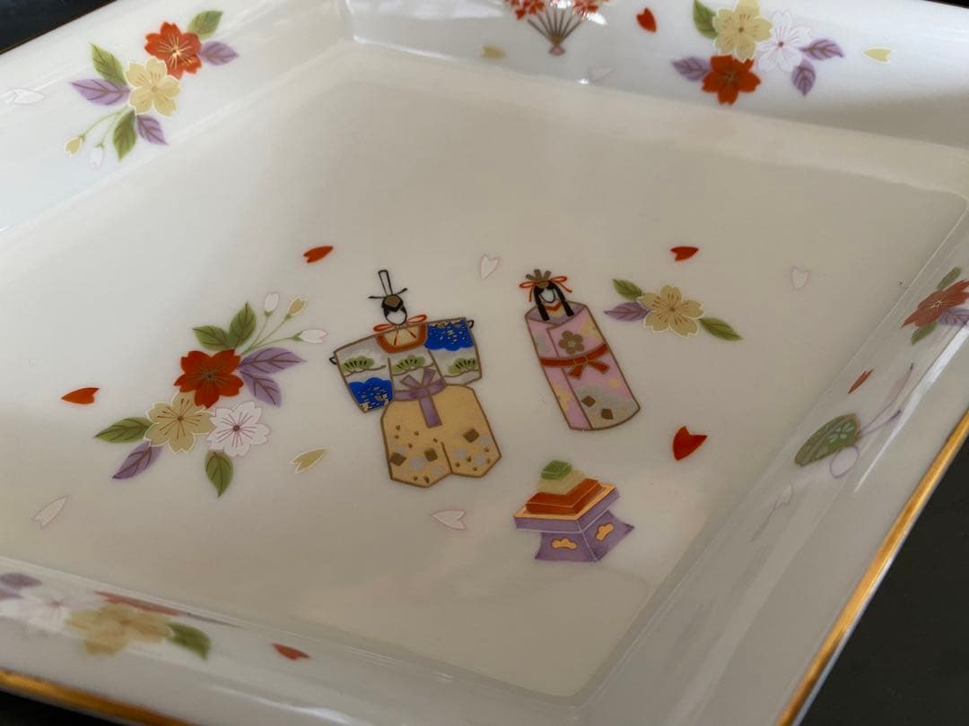 ひな祭りデザイン茶器セット