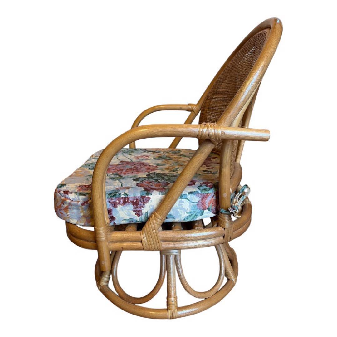 【送料無料】レトロ籐ラタン回転チェア花柄座面美品おしゃれ人気インテリア天然木風調