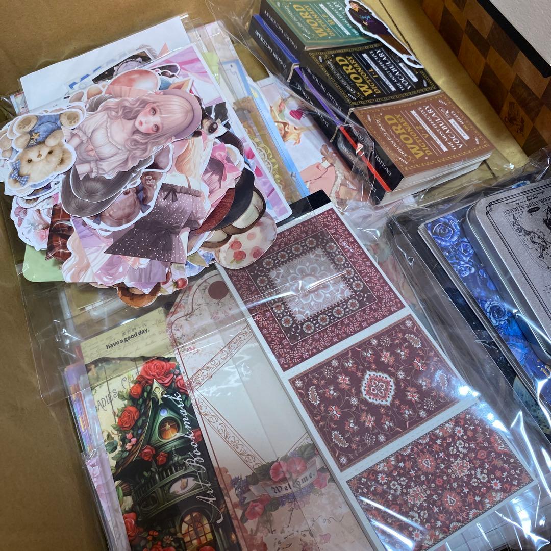 100サイズ 紙モノ コラージュ素材 大量まとめ売り