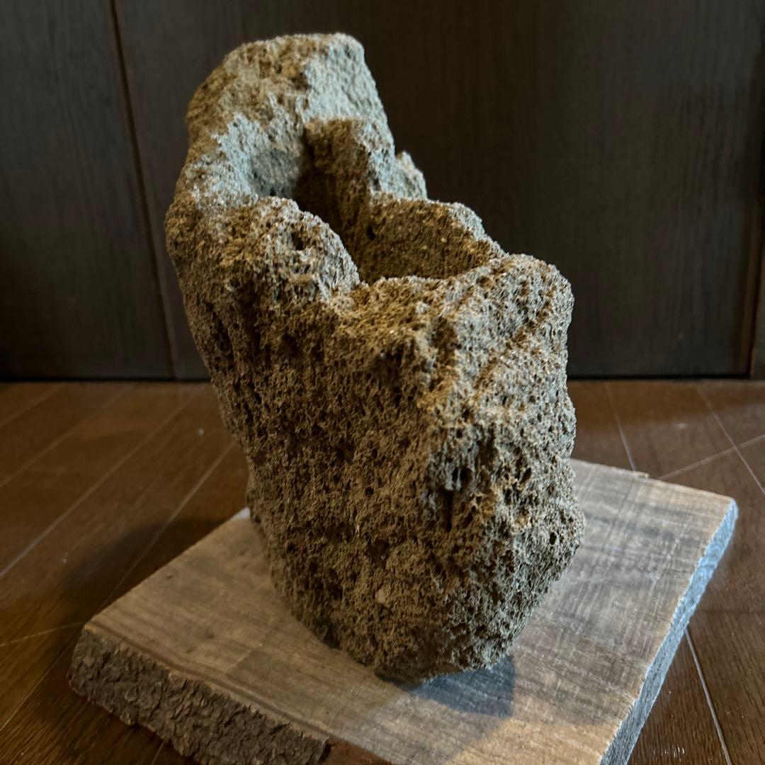 山渓鉢　雲山石　溶岩石　希少　一点モノ　苔　山野草　盆栽　多肉植物　小品盆栽