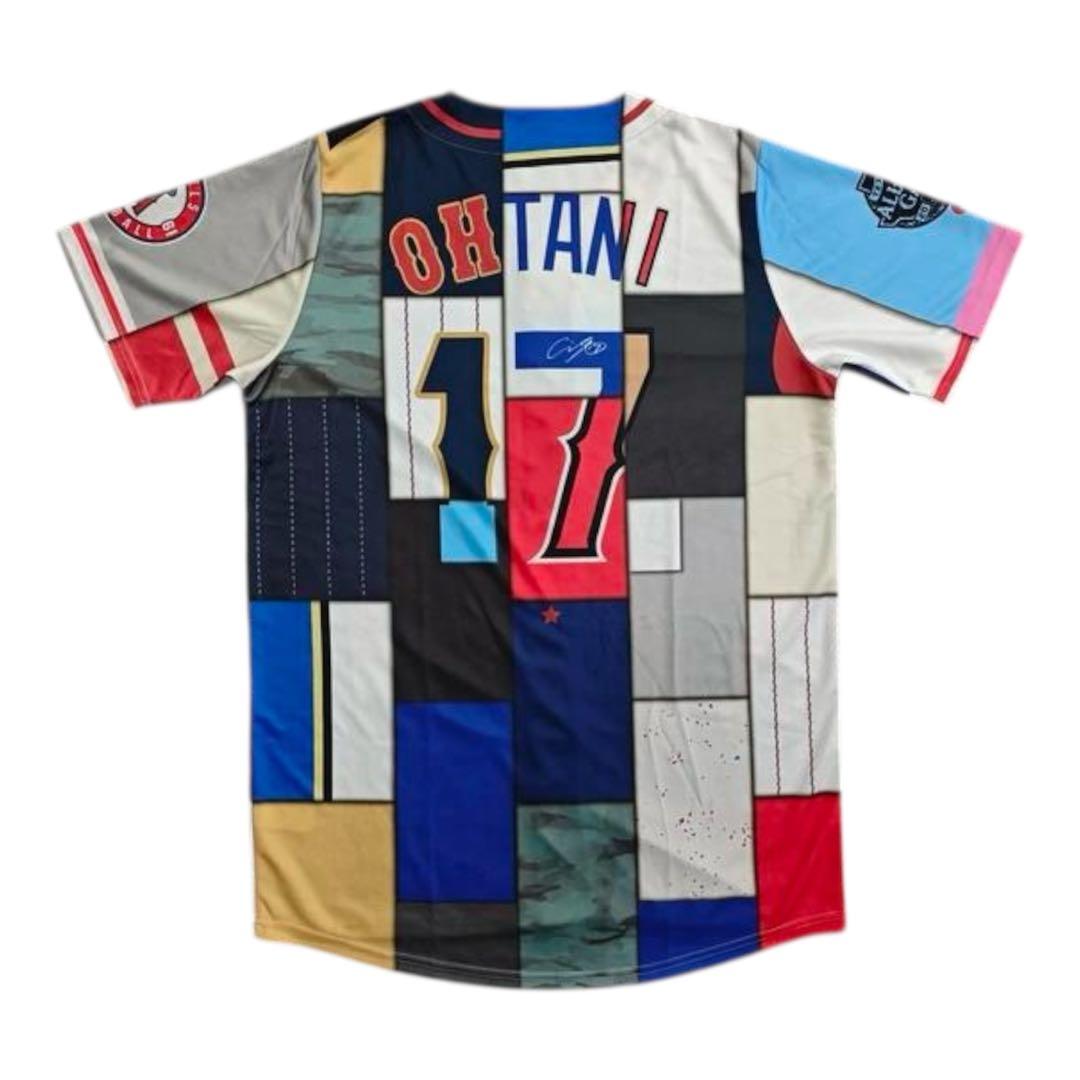 唐*げ様 非売品 大谷翔平 サインプリント歴代ミックスユニフォーム　ドジャース