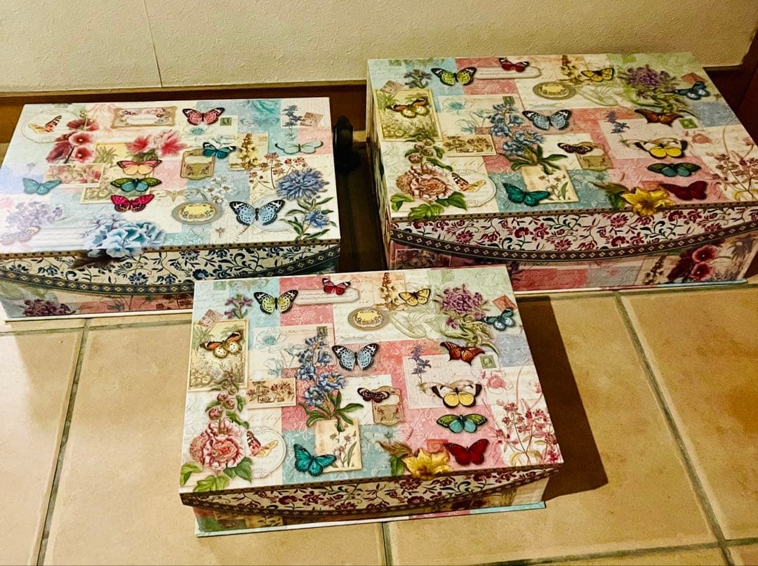 収納ボックス　花更紗