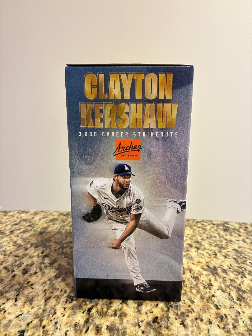 【限定ゴールド】カーショー　ボブルヘッド 3000奪三振 来場者限定