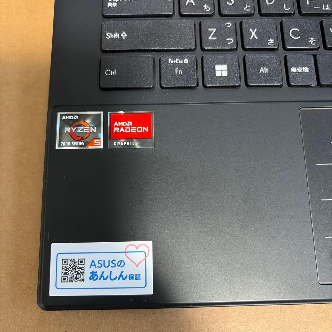 Windowsノート本体 asus vivobook E1404F