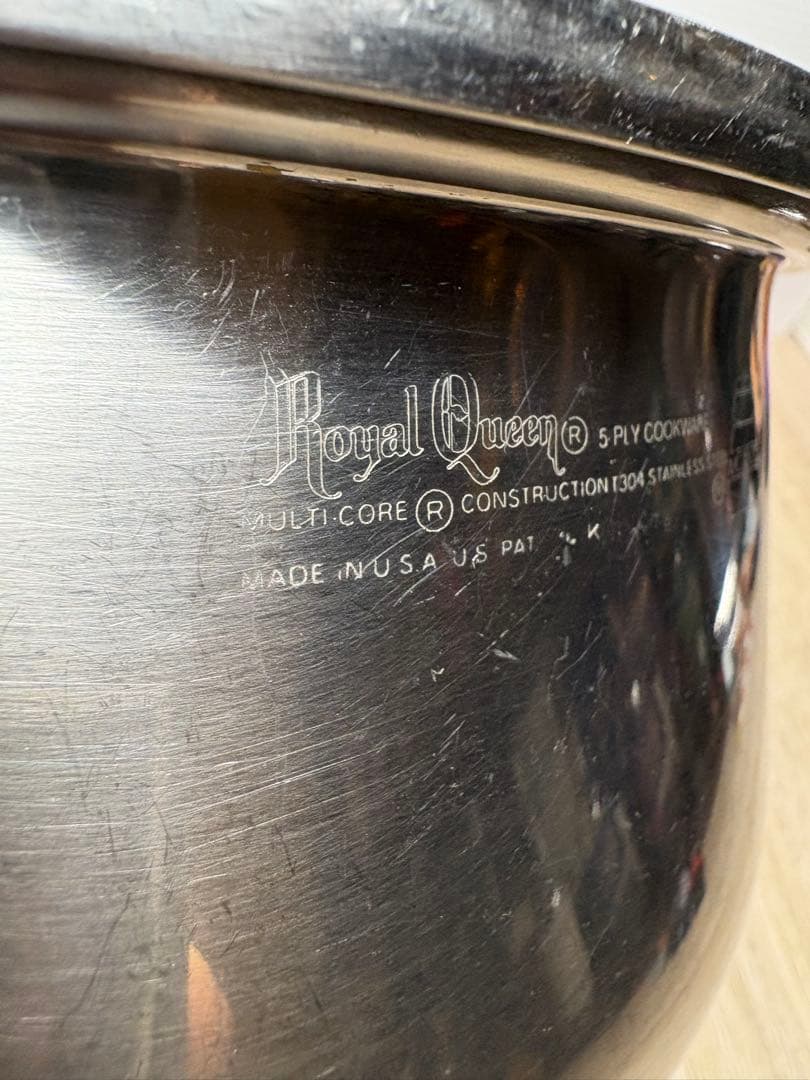 1月３日までに購入で2000円引きますロイヤルクイーン　3コート