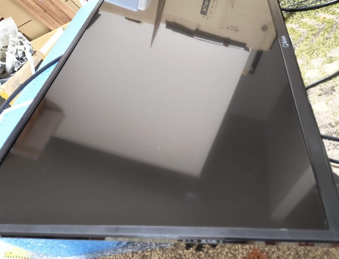 山善　Yamazen　32型　ハイビジョン液晶テレビ　QRT-32W2K　22年