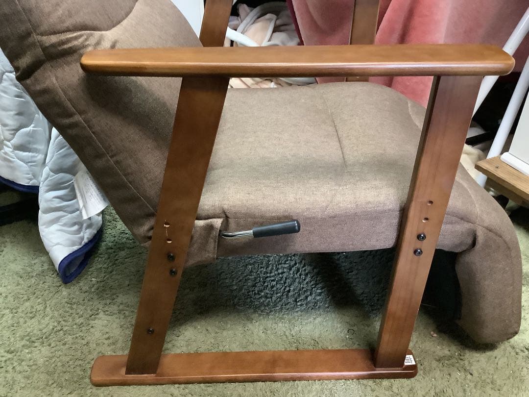 【ゆったりくつろげる】３段調整高座椅子(JC-E01) 完成品 ニトリ