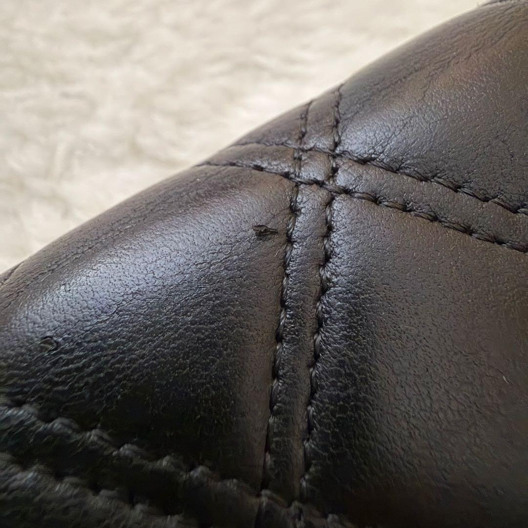 シャネル　マトラッセ　カードケース　名刺入れ　黒　ブラック　ミニ財布　20番台