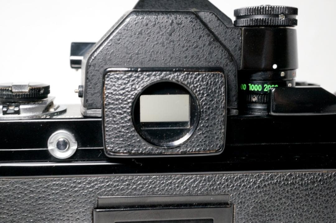 NIKON F２フォトミックS ／ズームレンズ／ フィルム２本