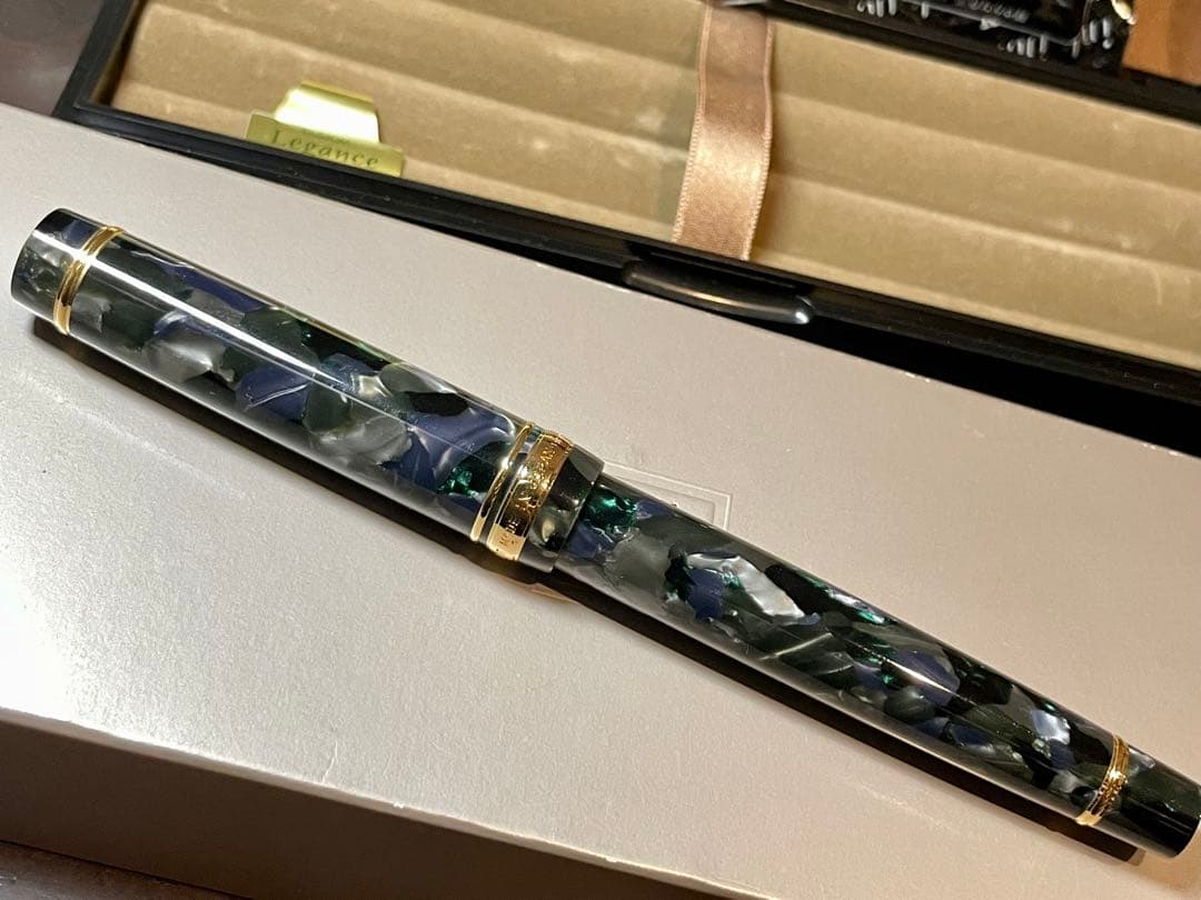 ガラクタヤ　パイロット　万年筆　カスタムレガンス1 グレー　M