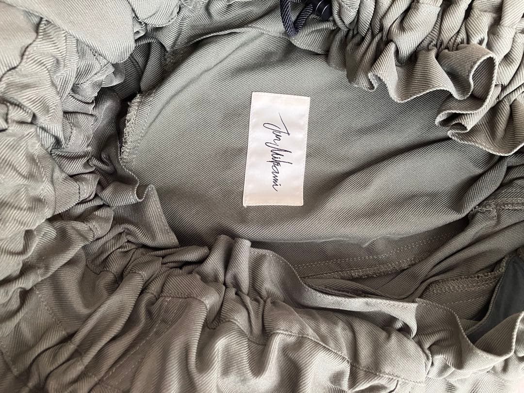 JUN MIKAMI ヴァリアブルパンツ　カーキ