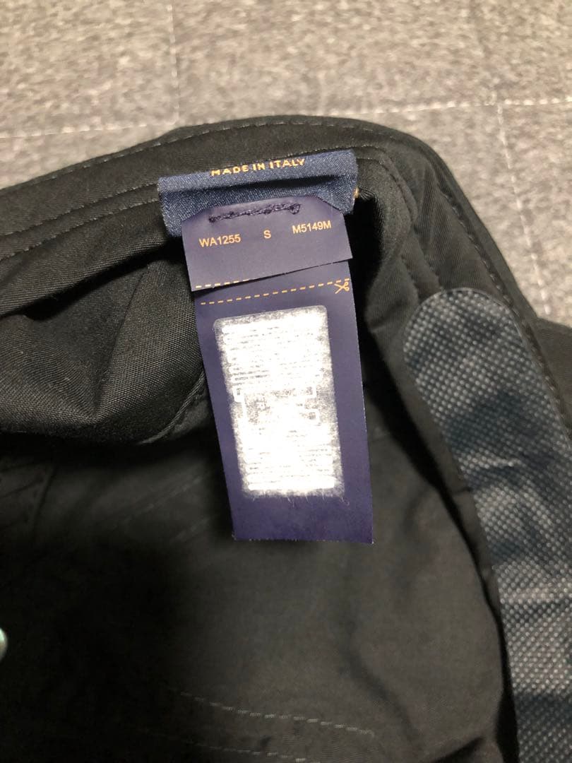 ルイヴィトン シグネチャー ベースボールキャップ ブラック黒 VITTONロゴ