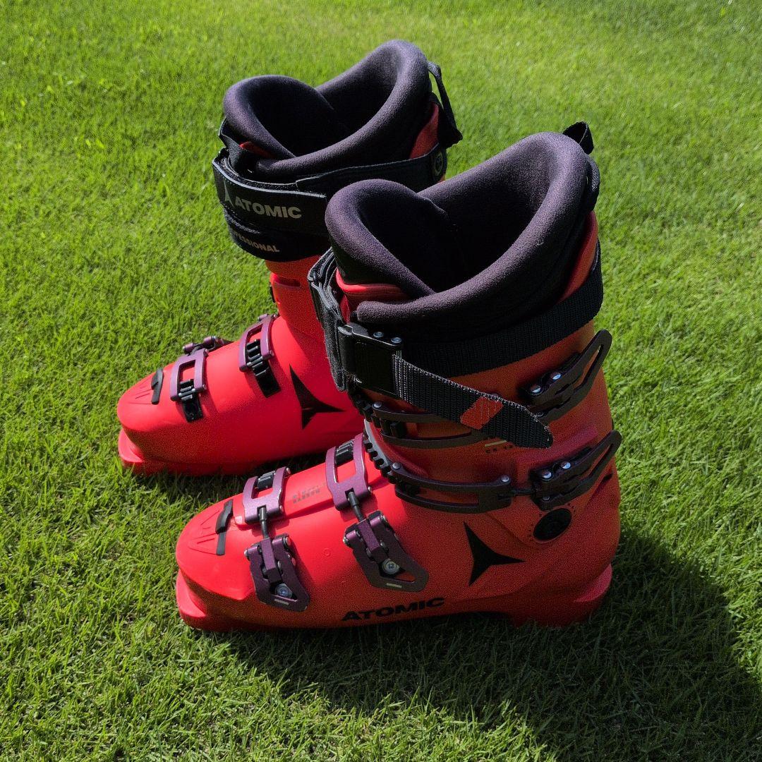 ATOMIC RRDSTRR　CS130スキーブーツ 赤