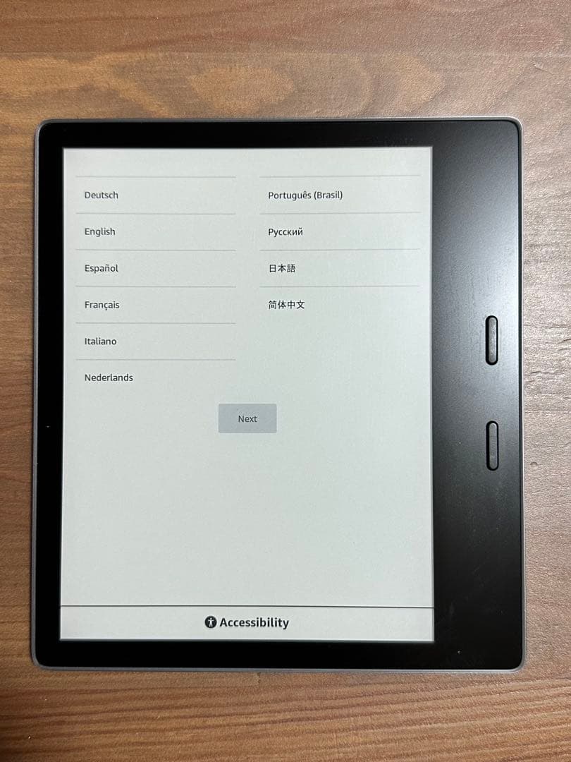 Amazon Kindle Oasis 本体 カバー付き