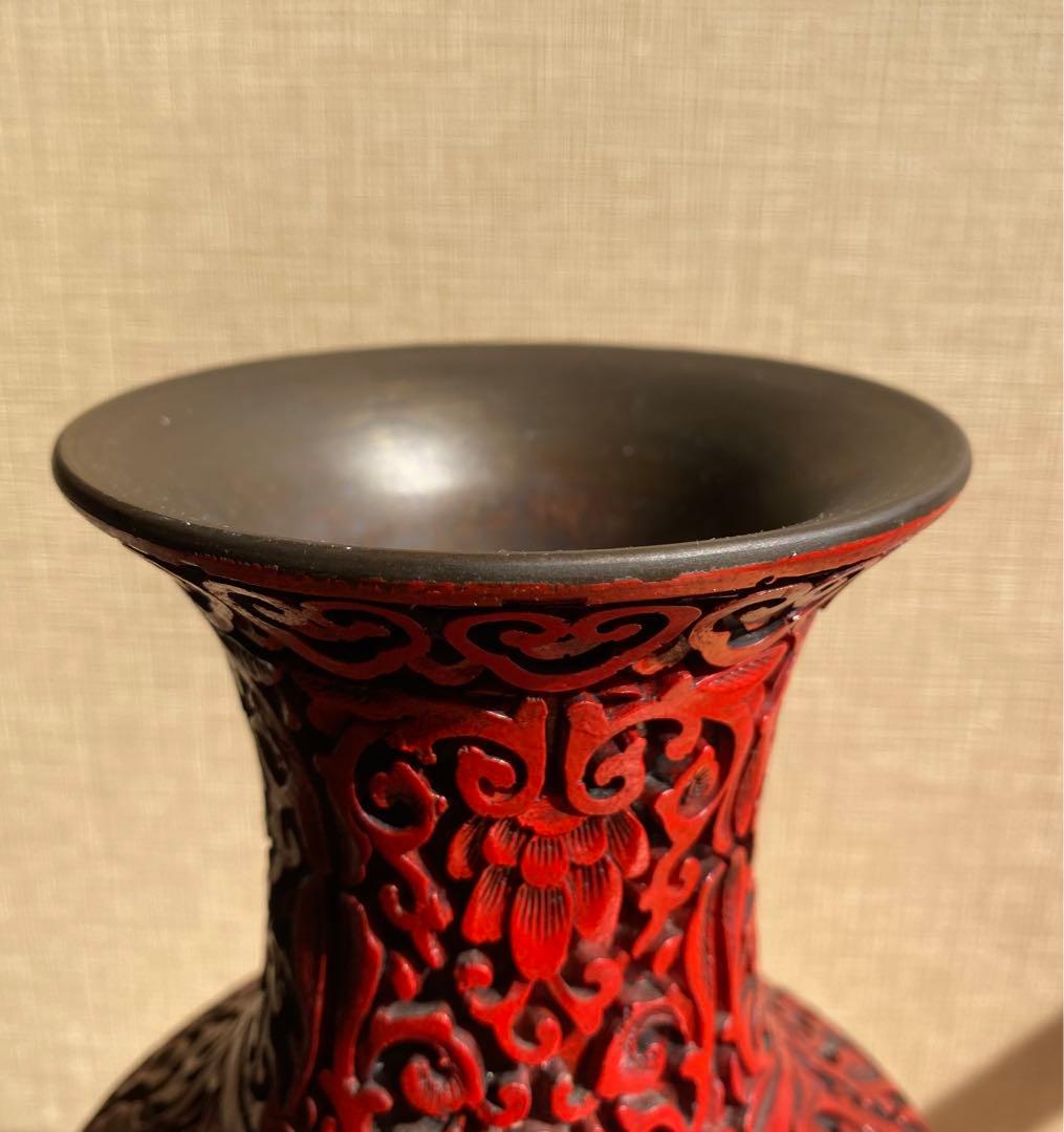 堆朱花文花瓶