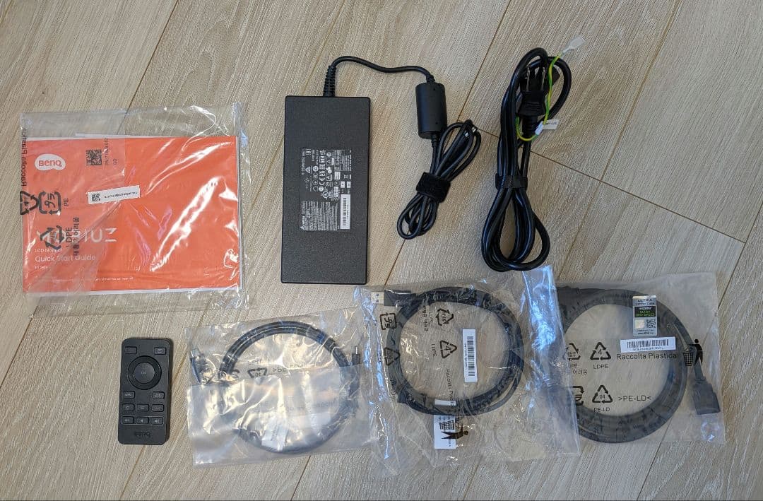 BenQ MOBIUZ EX321UX ゲーミングモニター31.5型