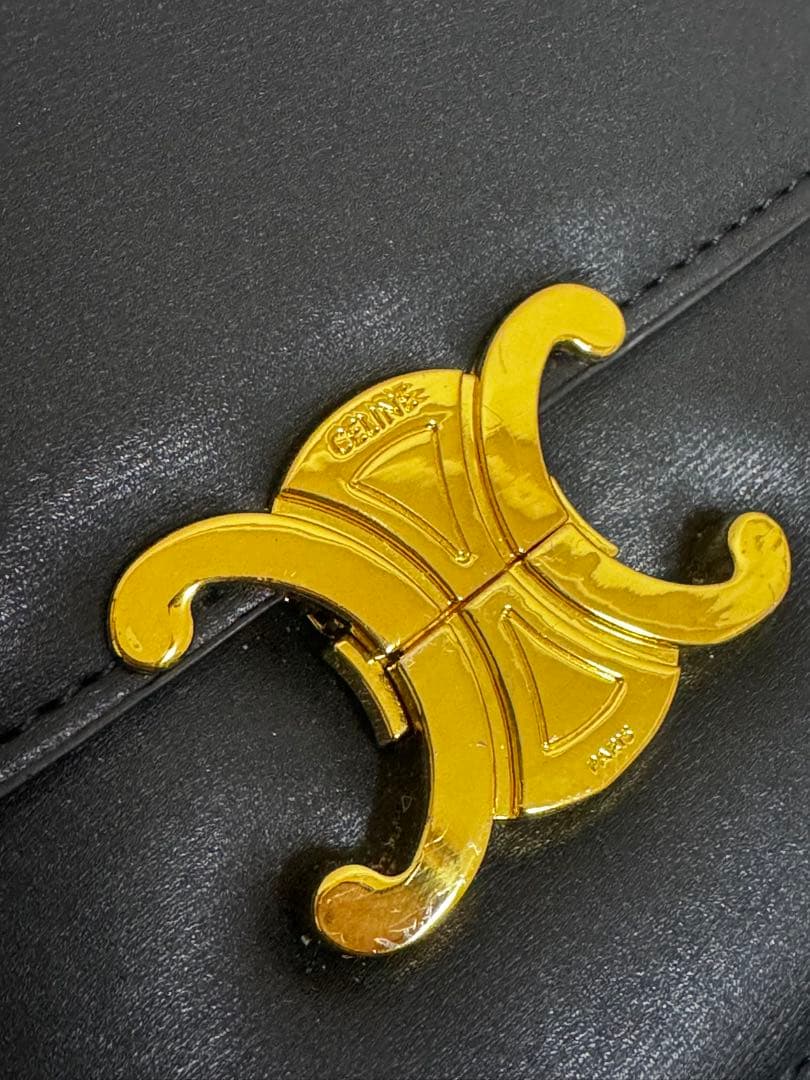 CELINEロゴブラックショルダーバッグ