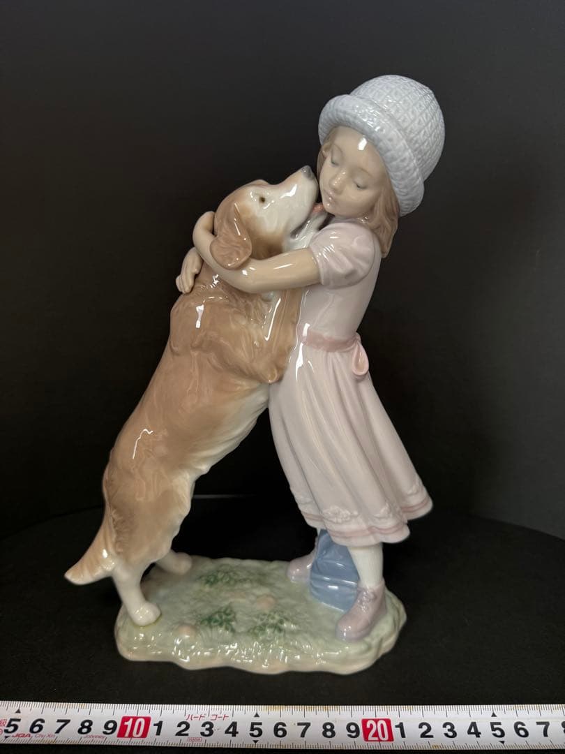 リヤドロ（Lladro リアドロ 陶器人形 置物） 犬と少女 待ってたよ！