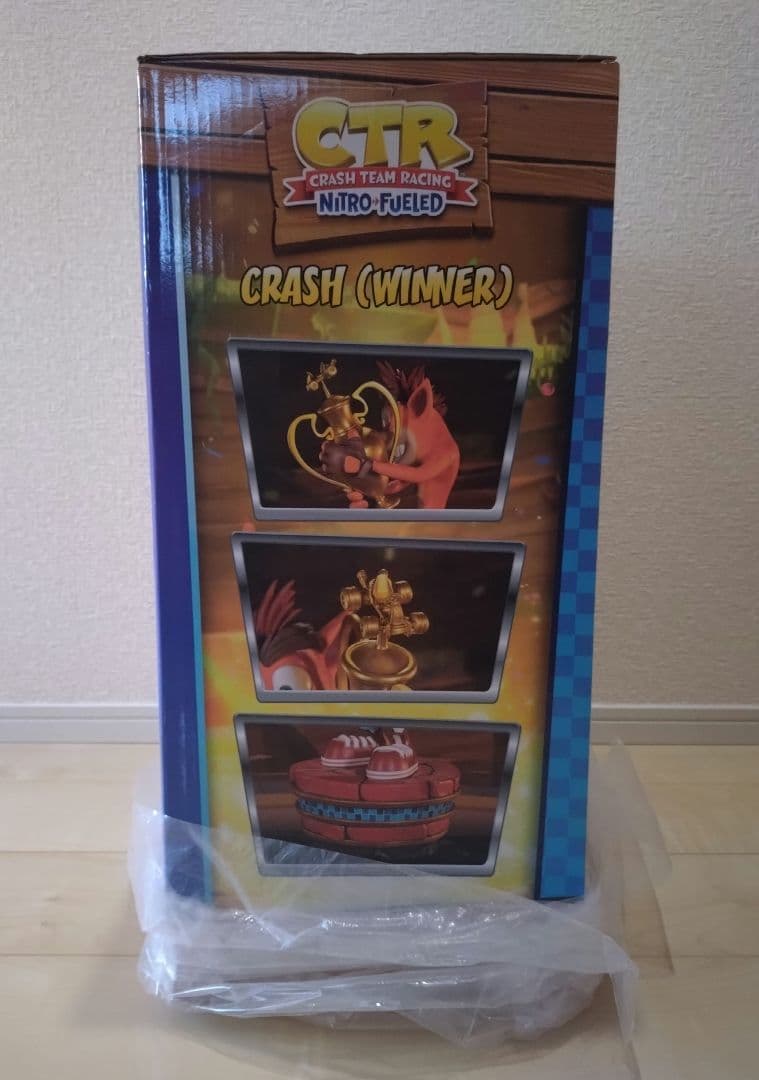 【正規品】クラッシュバンディクー レーシング フィギュア スタチュー トロフィー