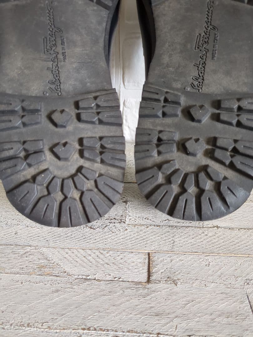 未使用級★フェラガモ　FERRAGAMO ローファー　ガンチーニ　本革 27EE