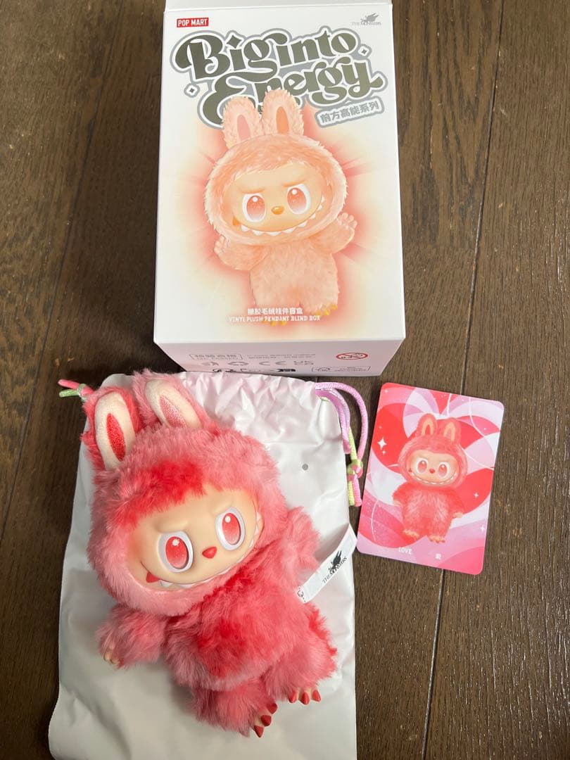 新品　Labubu ビッグイントエナジー 4体セット