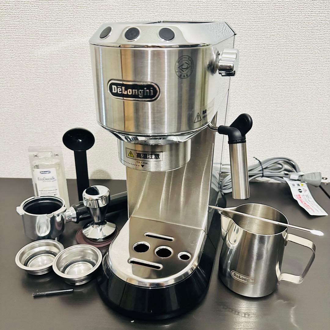 【美品・付属品多数】De’Longhi デディカEC680M＋ラテアート用ツール