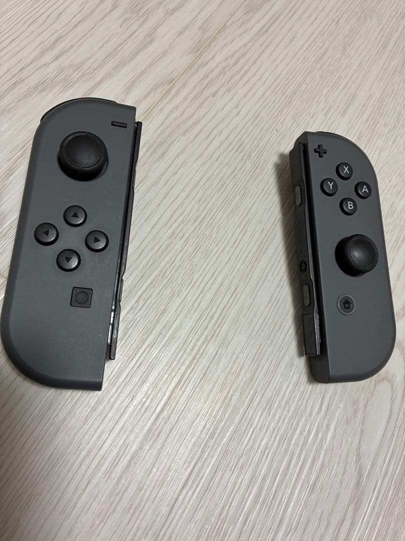 Nintendo Switch 本体（ニンテンドースイッチ）Joy-Conグレー