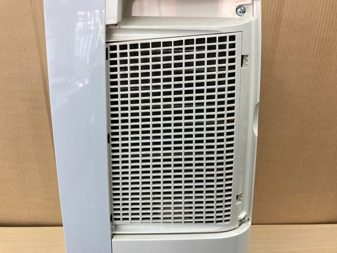 ☆美品☆シャープ CM-R100-W 衣類乾燥 除湿機 冷風タイプ