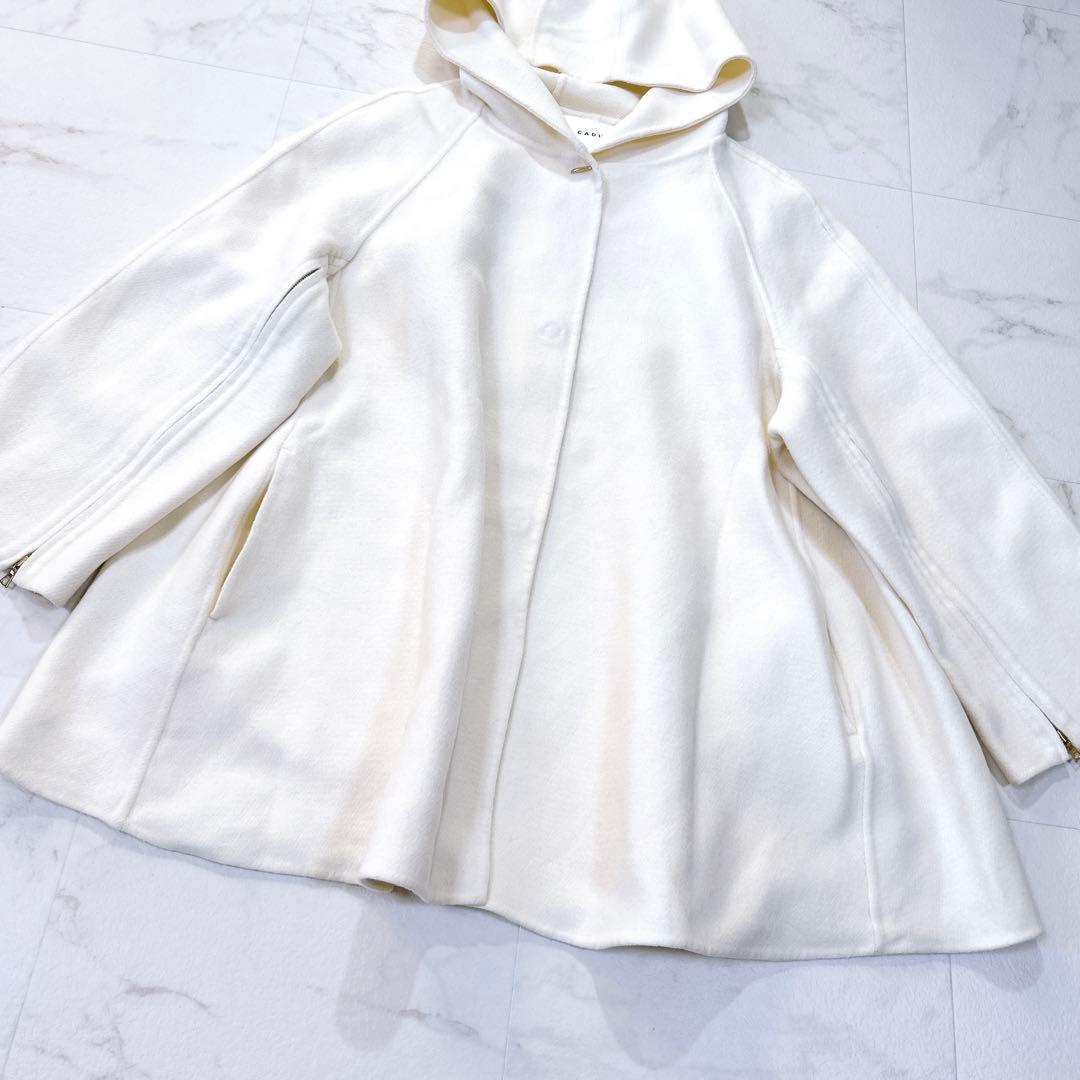 美品 CADUNE 川上桃子コラボ フード付きポンチョコート 36 袖2WAY