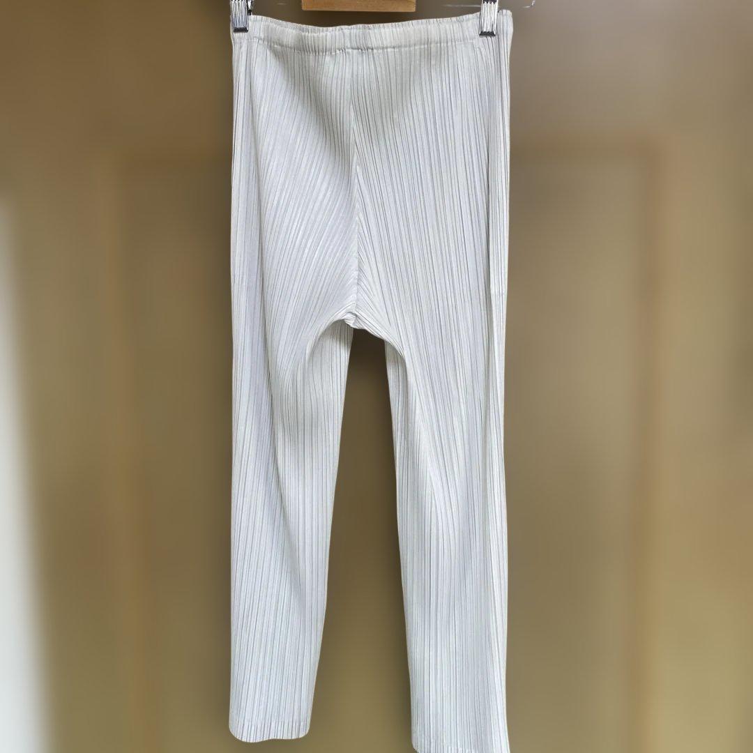 イッセイヤケプリーツプリーズ　定番パンツ