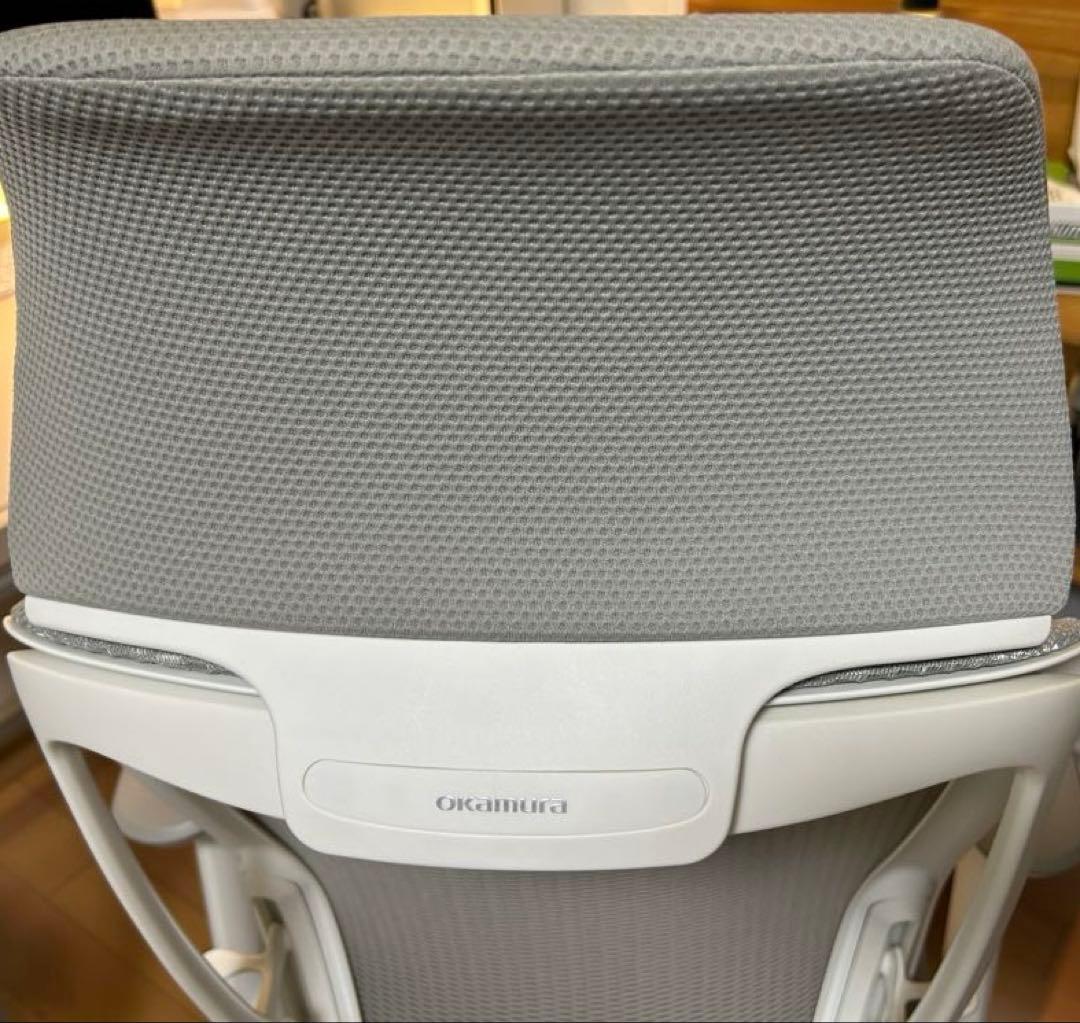 オカムラ　シルフィー　ライトグレー